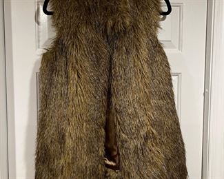 Women's Rachel Zoe Faux Fur Sleeveless Cover Vest Size XS