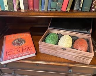 The Game of Thrones "The World of Ice & Fire" & Fole Dragon Eggs