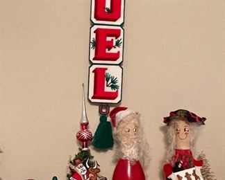 Bowling Pin Mr and Mrs Claus, Vintage Christmas