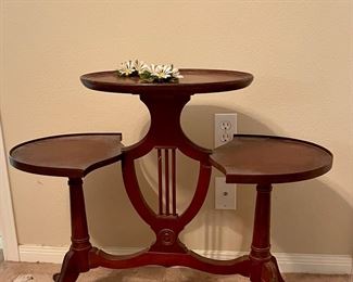 Duncan Phyfe 3 Tier Table