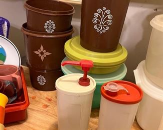 Pantry completely full of vintage Tupperware. 