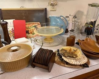 Hall pottery, Fire King, 