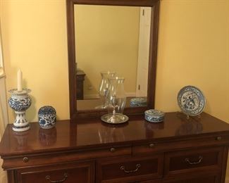 Perfect size Broyhill dresser