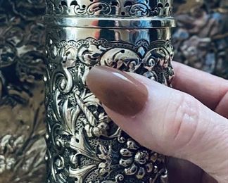 Stunning early English muffineer