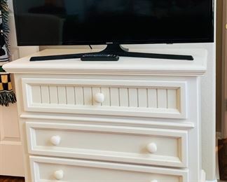 2 of 2 Bassett White Dresser 