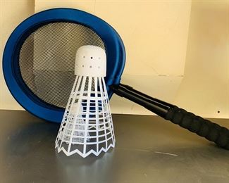 Badminton