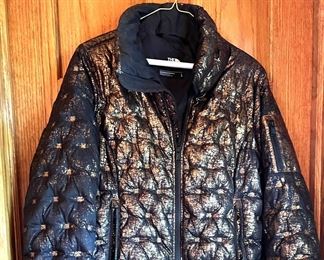 Woman's The North Face jacket - "L"