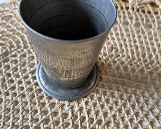 Metal expandable cup