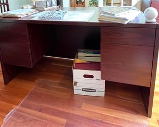 Office desk 