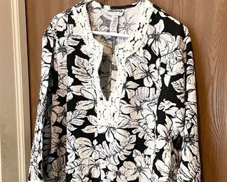 New - Ladie's clothes - Ralph Lauren, Laura Ashley, Liz Claiborne Woman, Vince Camino, Disney Store, Calvin Klein 2X or 3X