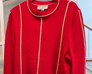 Ladie's clothes - St John - Size "L"