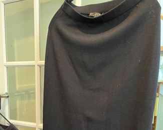 Ladie's clothes - St John - Size "L"