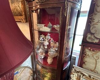 French Style Vitrine Display Cabinet/Cupboard 