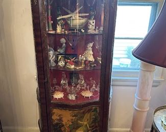 French Style Vitrine Display Cabinet/Cupboard