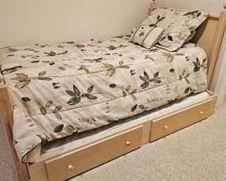 Trendle Bed 