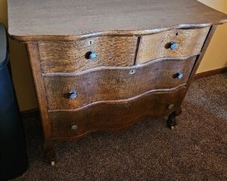 serpentine dresser