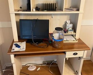 Desk / Hutch $ 110.00
