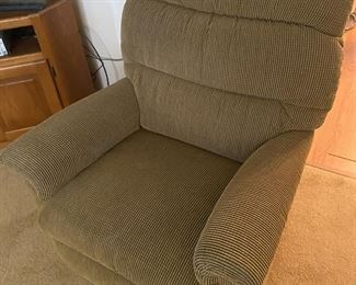 LaZboy Recliner $ 124.00