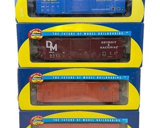 Four Athearn Model Train Cars 91414 92834 92831 92892