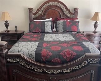 $800 - Queen Bed
