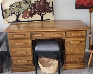 Oak desk with locking drawers