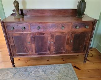 antique buffet flamy mahogany early 1800s made in Portsmouth