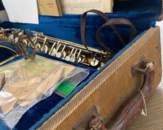 antique U.S. Army issue sax with all of the provenance 
