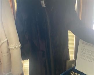 Gorgeous vintage fur coat 