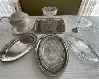 Soup terrines, platters, serving trays, cake pedestals, and more for entertaining