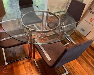 Round Glass Table and 4 Chairs