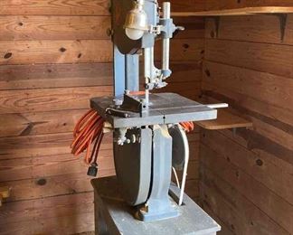 "Foxchase on Hitchcock Woods" in Aiken, SC Starts Closing Tue 5/23 at 8pm. Pickup is Wed 5/24 2-6pm. Please click here to see more photos, descriptions, and current bids:&nbsp;https://ctbids.com/estate-sale/21883