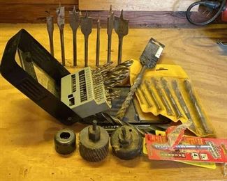 "Foxchase on Hitchcock Woods" in Aiken, SC Starts Closing Tue 5/23 at 8pm. Pickup is Wed 5/24 2-6pm. Please click here to see more photos, descriptions, and current bids:&nbsp;https://ctbids.com/estate-sale/21883