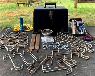 "Foxchase on Hitchcock Woods" in Aiken, SC Starts Closing Tue 5/23 at 8pm. Pickup is Wed 5/24 2-6pm. Please click here to see more photos, descriptions, and current bids:&nbsp;https://ctbids.com/estate-sale/21883