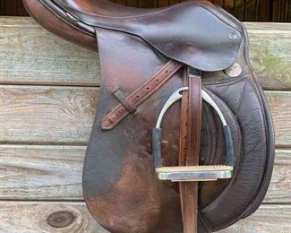 "Foxchase on Hitchcock Woods" in Aiken, SC Starts Closing Tue 5/23 at 8pm. Pickup is Wed 5/24 2-6pm. Please click here to see more photos, descriptions, and current bids:&nbsp;https://ctbids.com/estate-sale/21883