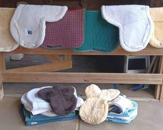 "Foxchase on Hitchcock Woods" in Aiken, SC Starts Closing Tue 5/23 at 8pm. Pickup is Wed 5/24 2-6pm. Please click here to see more photos, descriptions, and current bids:&nbsp;https://ctbids.com/estate-sale/21883