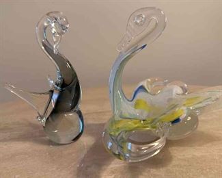 Art Glass Swans Smoky, Clear Glass  Larger Is White, Yellow And Blue