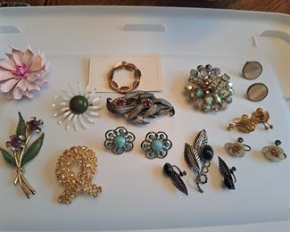Vintage Costume Jewelry