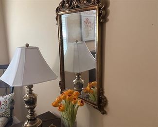 Lamps, decor, mirror