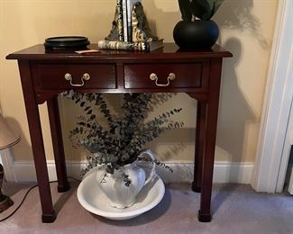 little foyer table