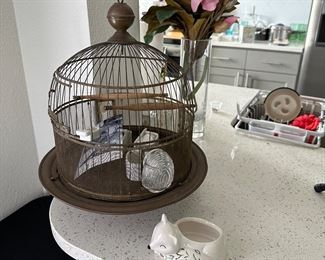 Sm bird cage