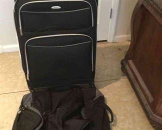 Samsonite Roller Suitcase