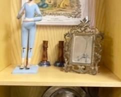 Frame, Statues & Art