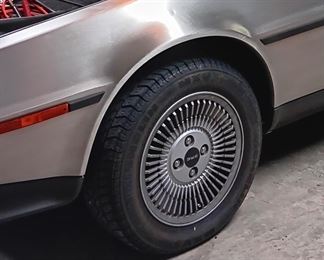 1983 DeLorean SCE VIN: SCEDT26T6DD015791