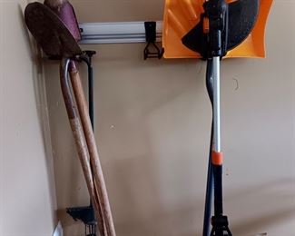 Yard Tools 