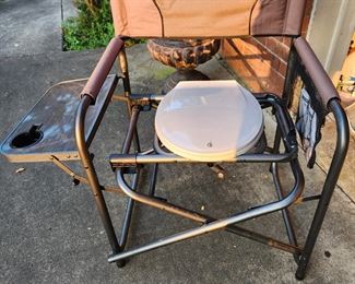 Camp potty chair with coffee holder