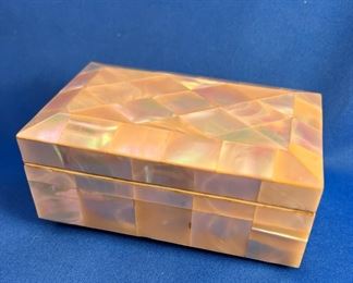 Mother of pearl trinket box