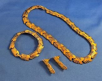 Napier necklace, bracelet and earring set