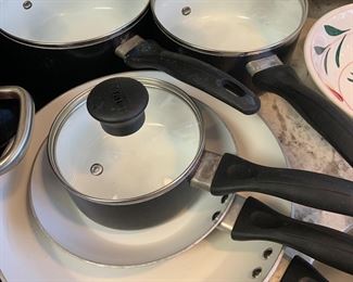 set of T-fal cookware