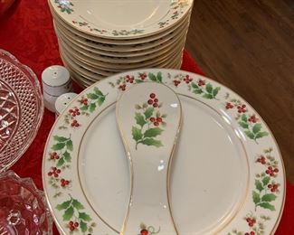 Royal Norfolk Christmas dishes