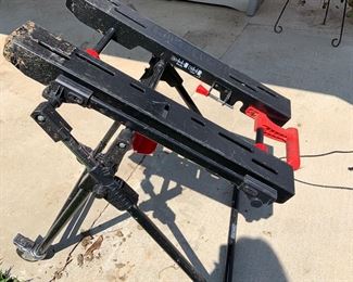 Craftsman portable work bench